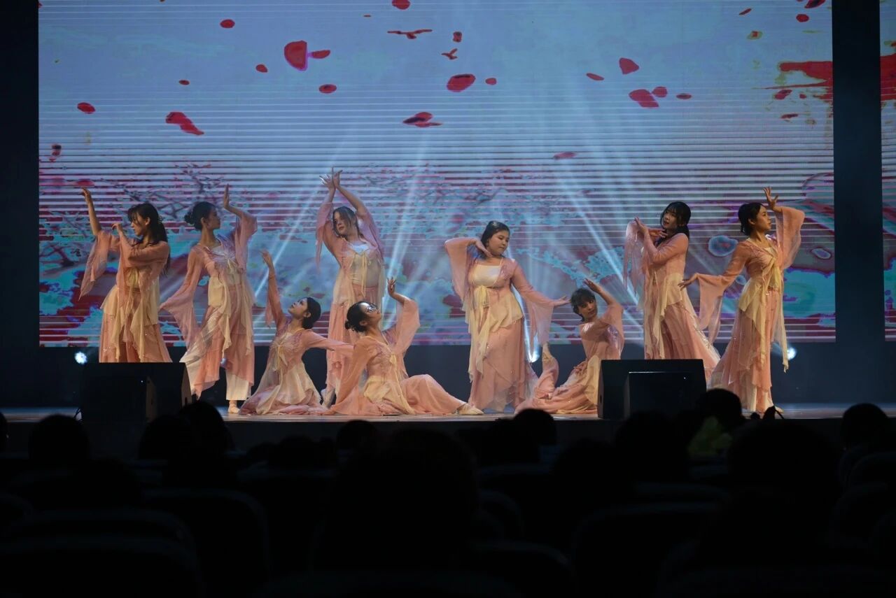 中国舞《情伶一梦》