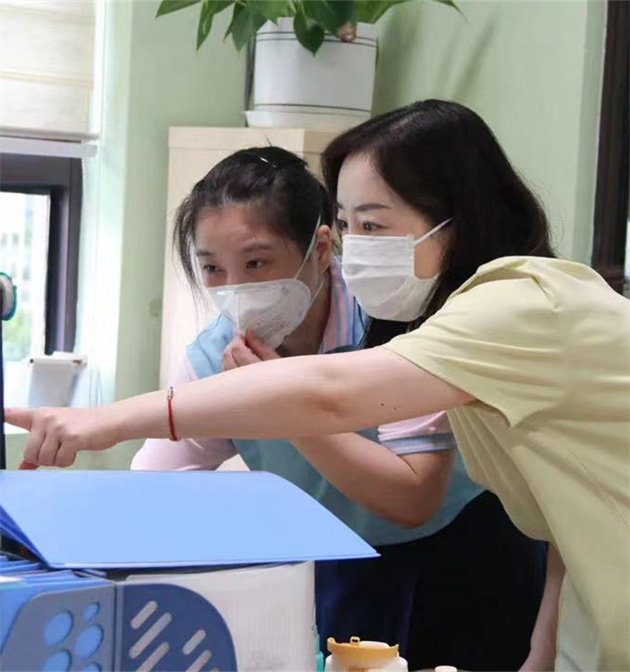 开学督查3.jpg 开学督查3.jpg