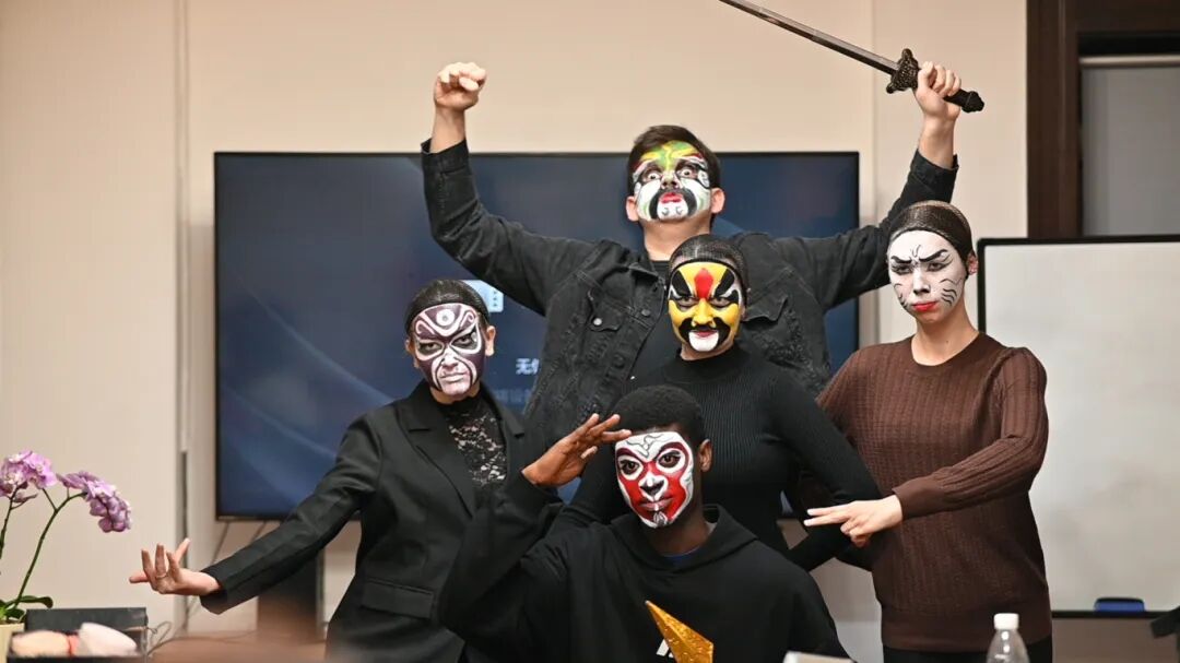 La Academia de Teatro de Shanghái organiza la 