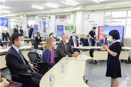 参观工业控制世赛基地(2).png 参观工业控制世赛基地(2).png