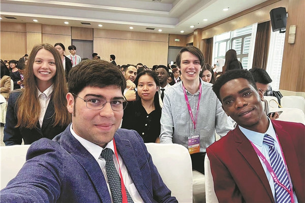 6643e8fea31082fc2b6df886.jpeg 6643e8fea31082fc2b6df886.jpeg