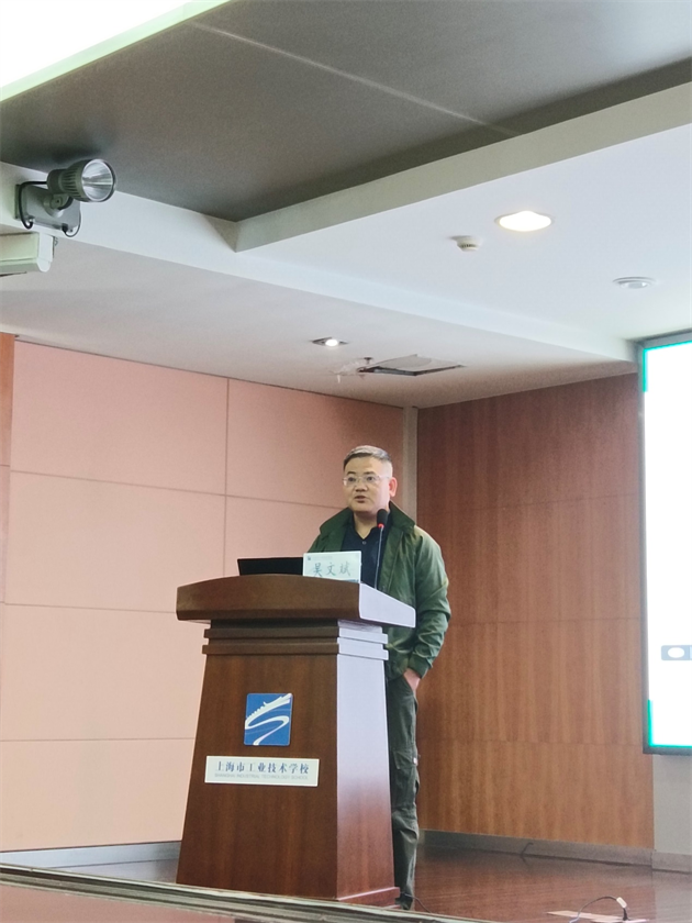 图片4.png 图片4.png