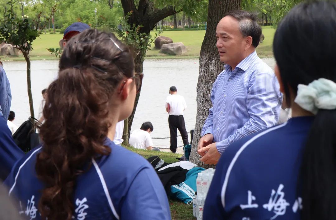 副校长蒋明军现场指导