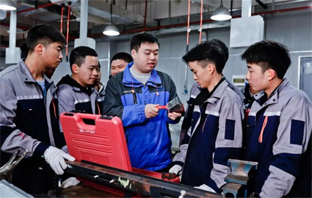 图片4.jpg 图片4.jpg