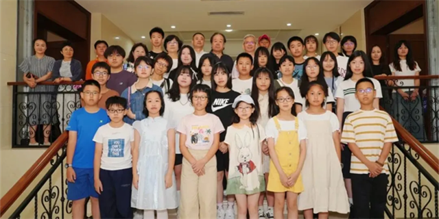 以笔墨为媒，守护共同文化根脉：2025台湾·上海青少年书法交流活动圆满落幕