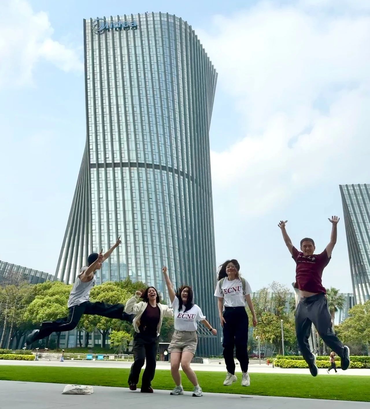 微信图片_20250414133649.jpg 微信图片_20250414133649.jpg