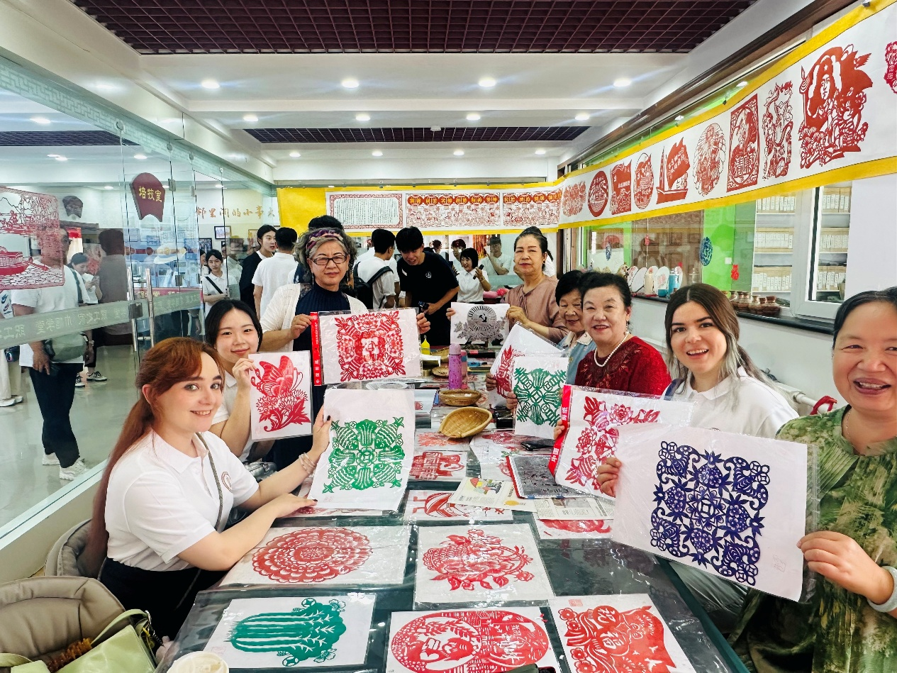 走访银川市金凤区长城花园