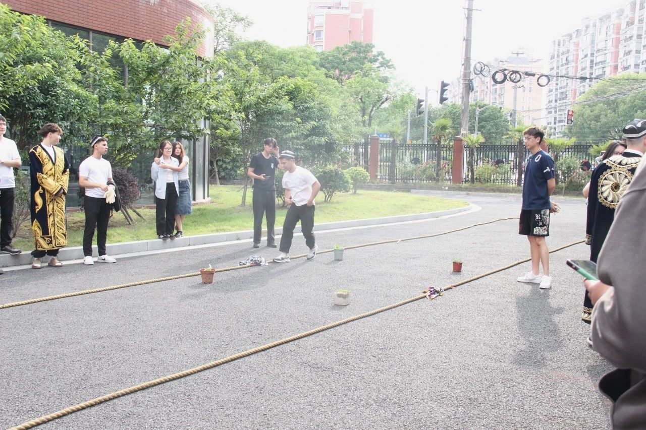 乌兹别克斯坦传统拔河