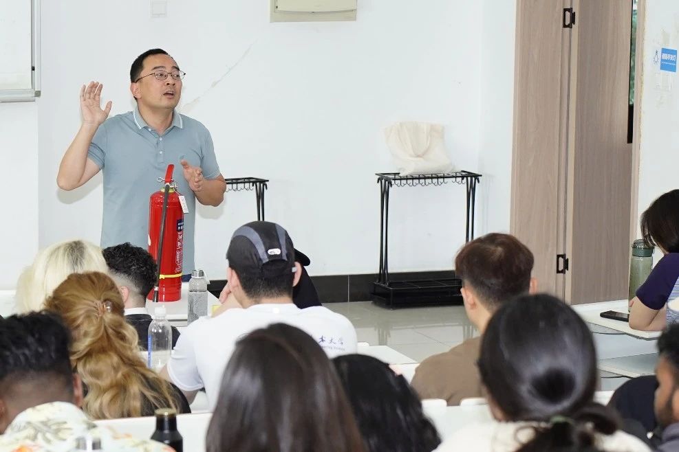 微信图片_20250411102421.jpg 微信图片_20250411102421.jpg