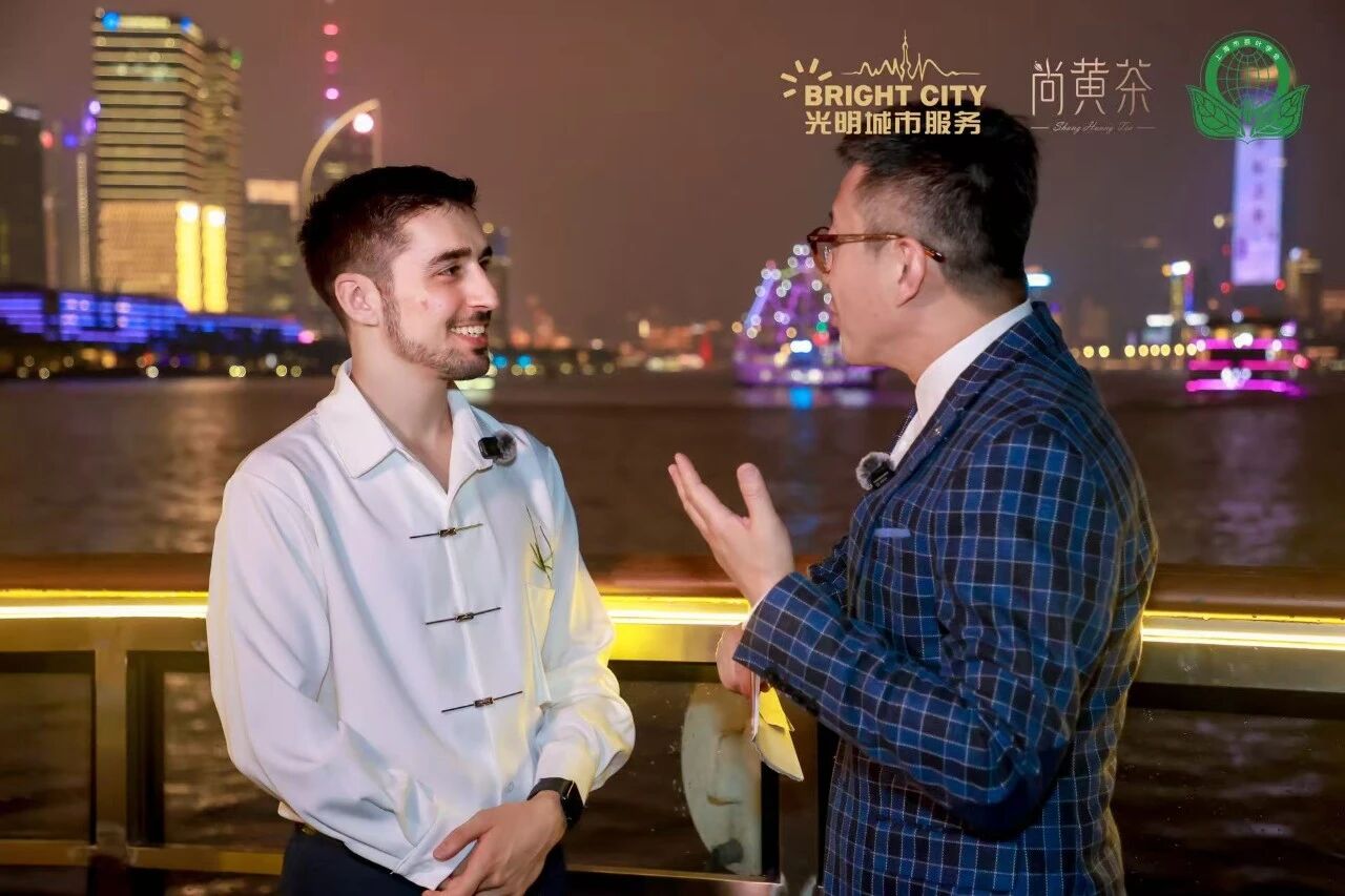 俄罗斯籍学生李龙