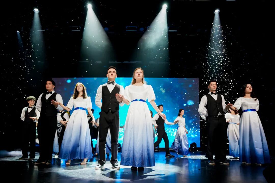 《琴键上的华尔兹》