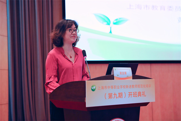 黄蕾.jpg 黄蕾.jpg