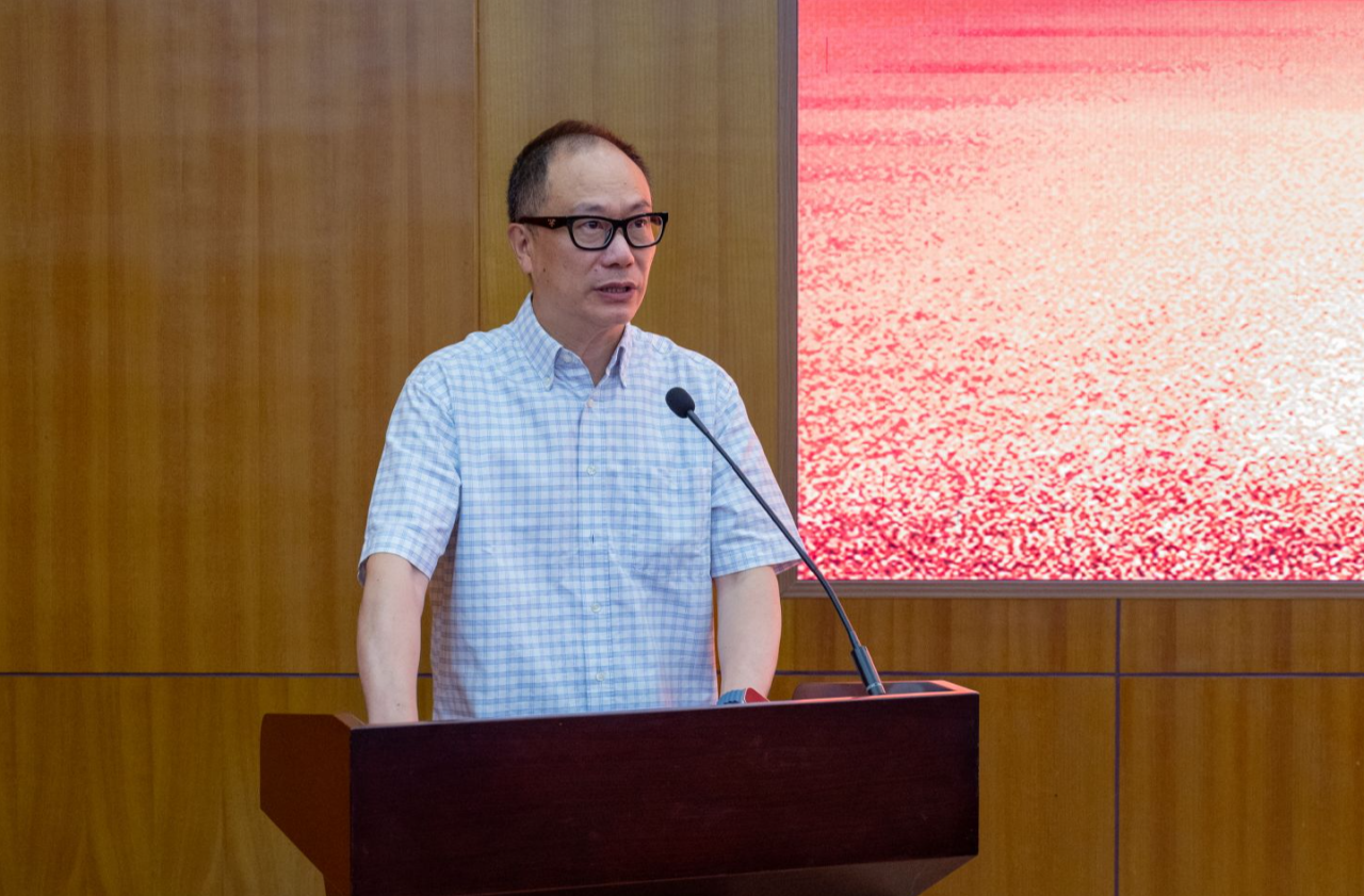 毛祥东向全体学员顺利结业表示祝贺