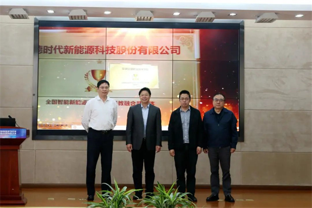 640 (2).jpg 640 (2).jpg